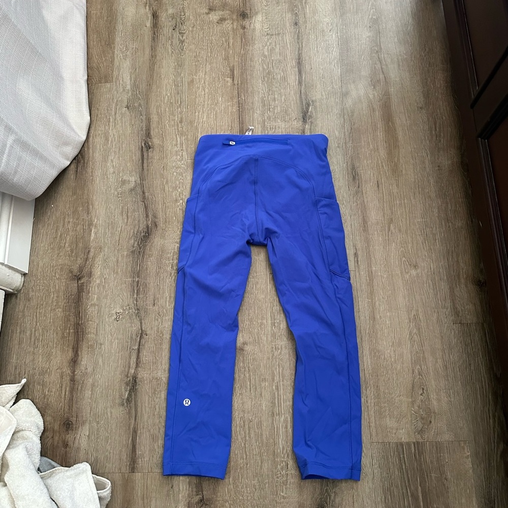 Lululemon - Picture 2 of 3
